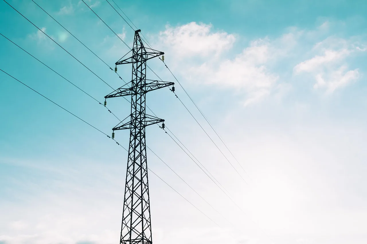 power lines, cables, tower, overhead power lines, electrical, electricity, energy, utility pole, electricity pole, power, power supply, sky, tall, nature, technology, transmission, voltage, wires. How an apartment EV charging source index keeps terms current